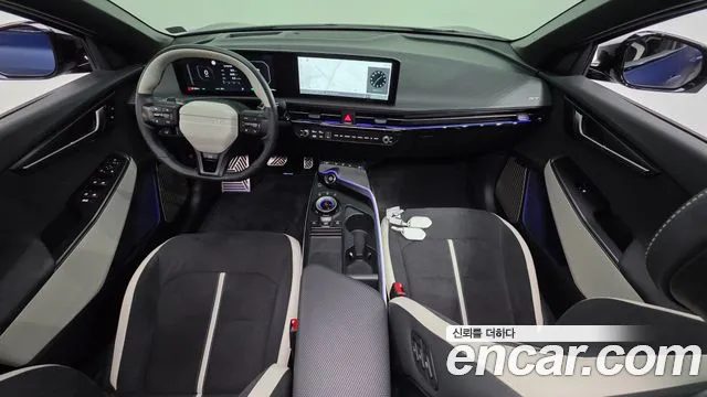 Kia EV6 2025 — миниатюра 7