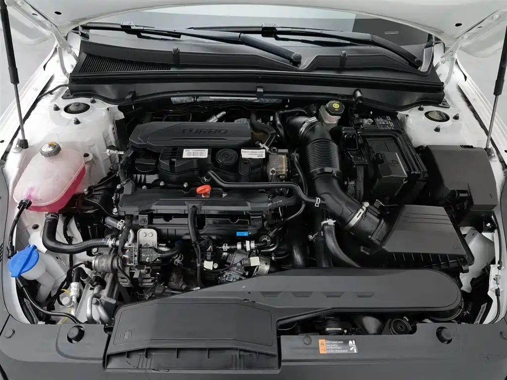 Kia K5 2022 — миниатюра 6