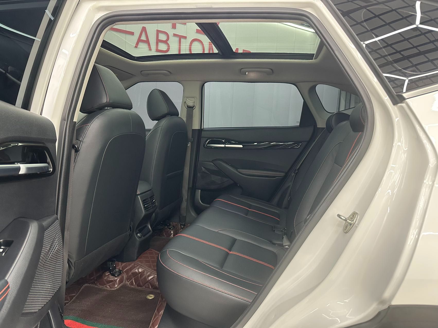 Kia KX3 2021 — миниатюра 2