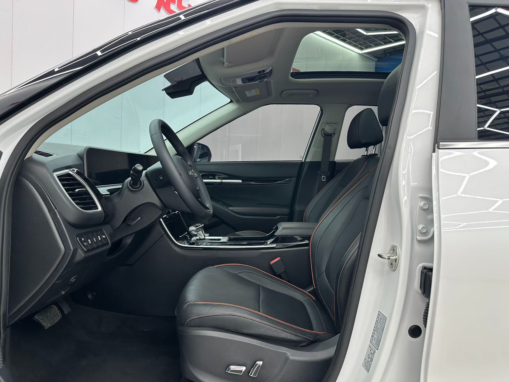 Kia Seltos 2023 — миниатюра 7