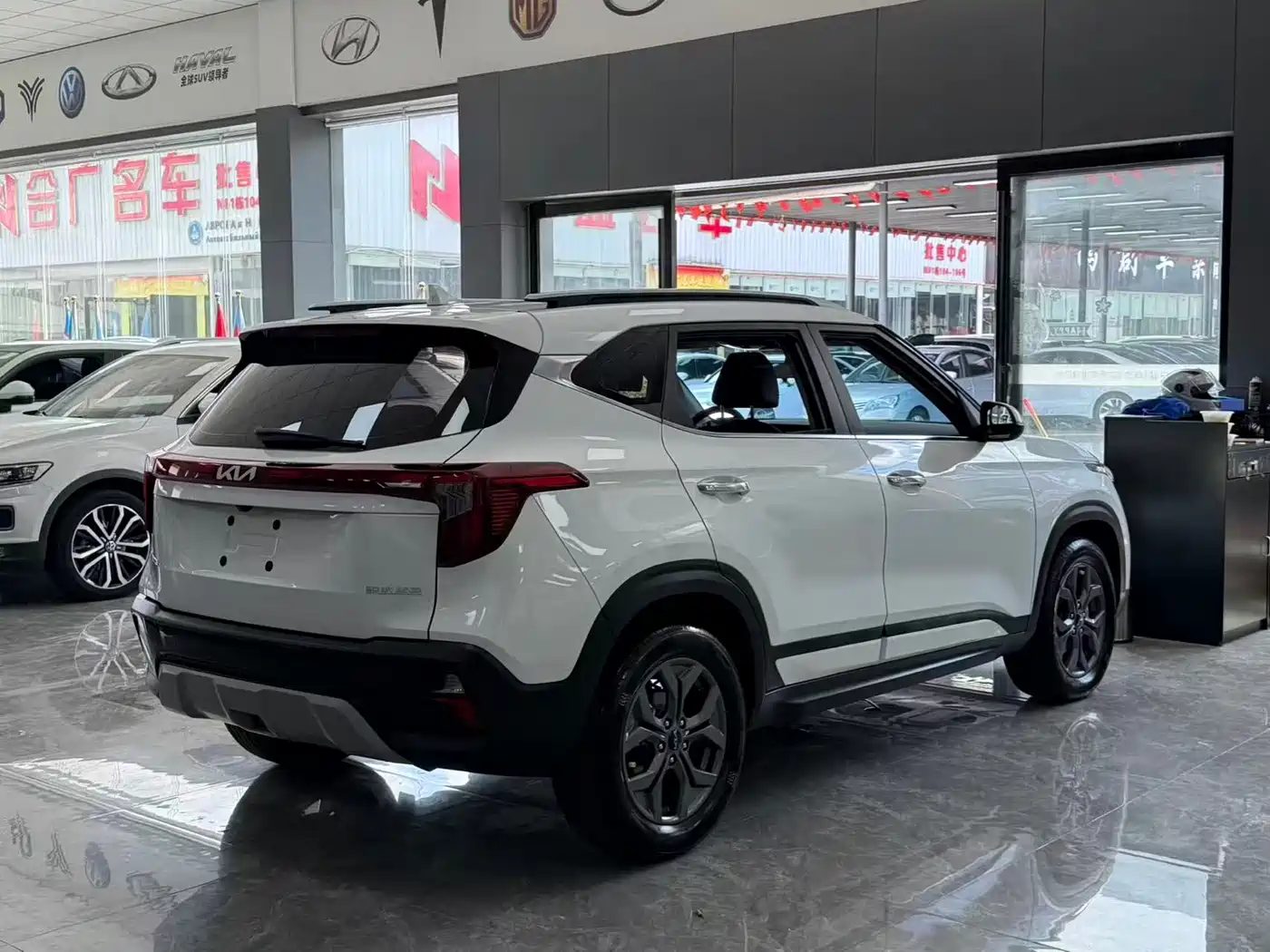 Kia Seltos 2023 — миниатюра 4