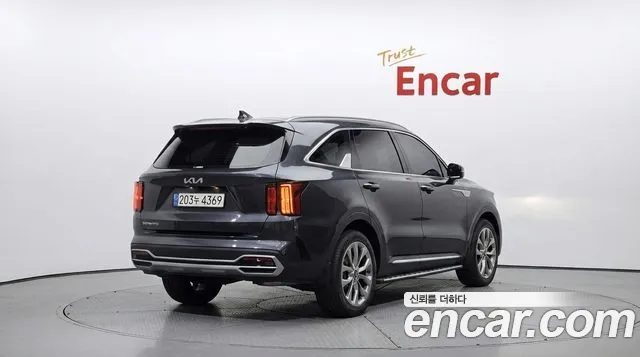 Kia Sorento 2023 — фото 2