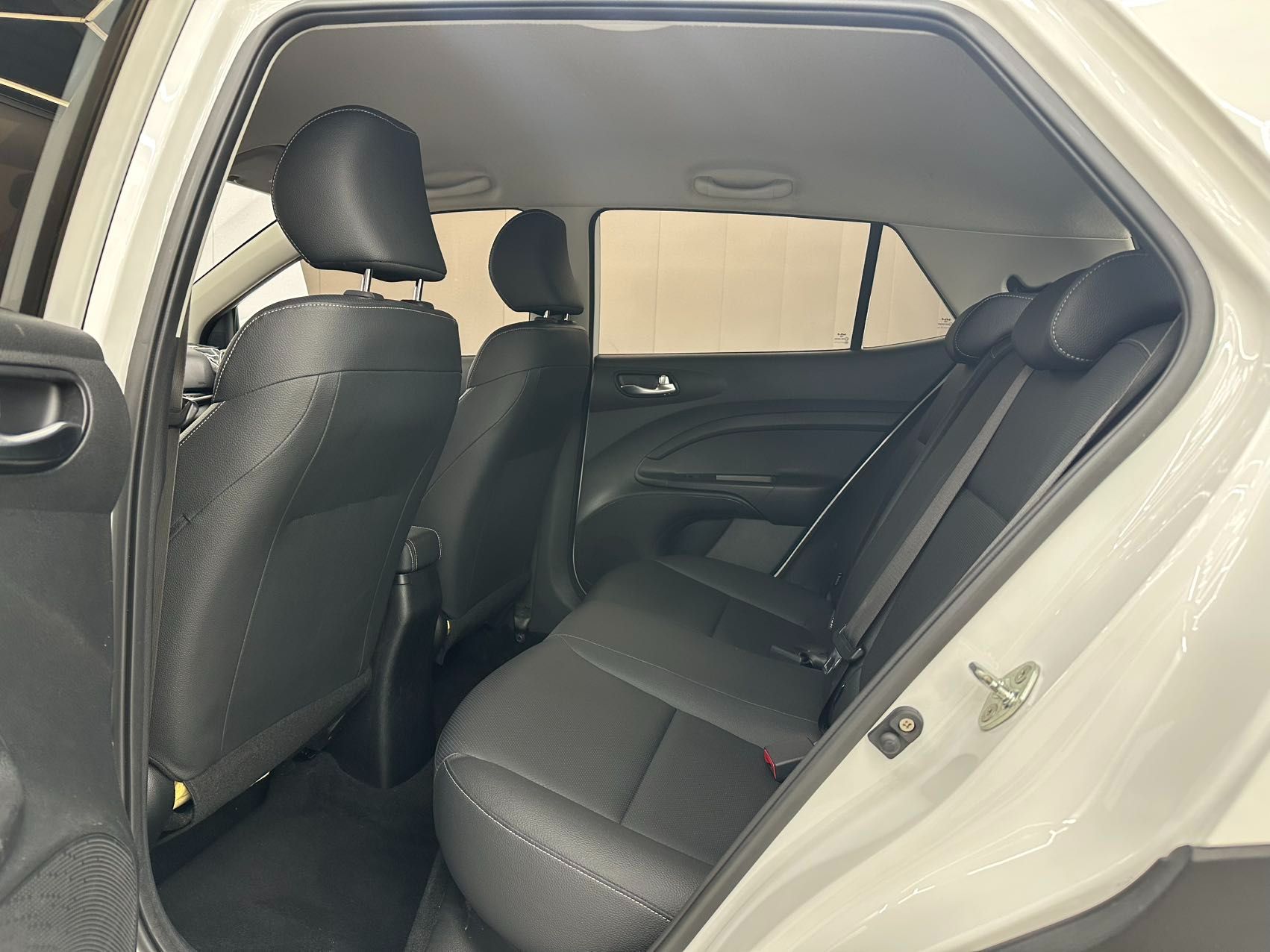 Kia Stonic 2021 — миниатюра 2