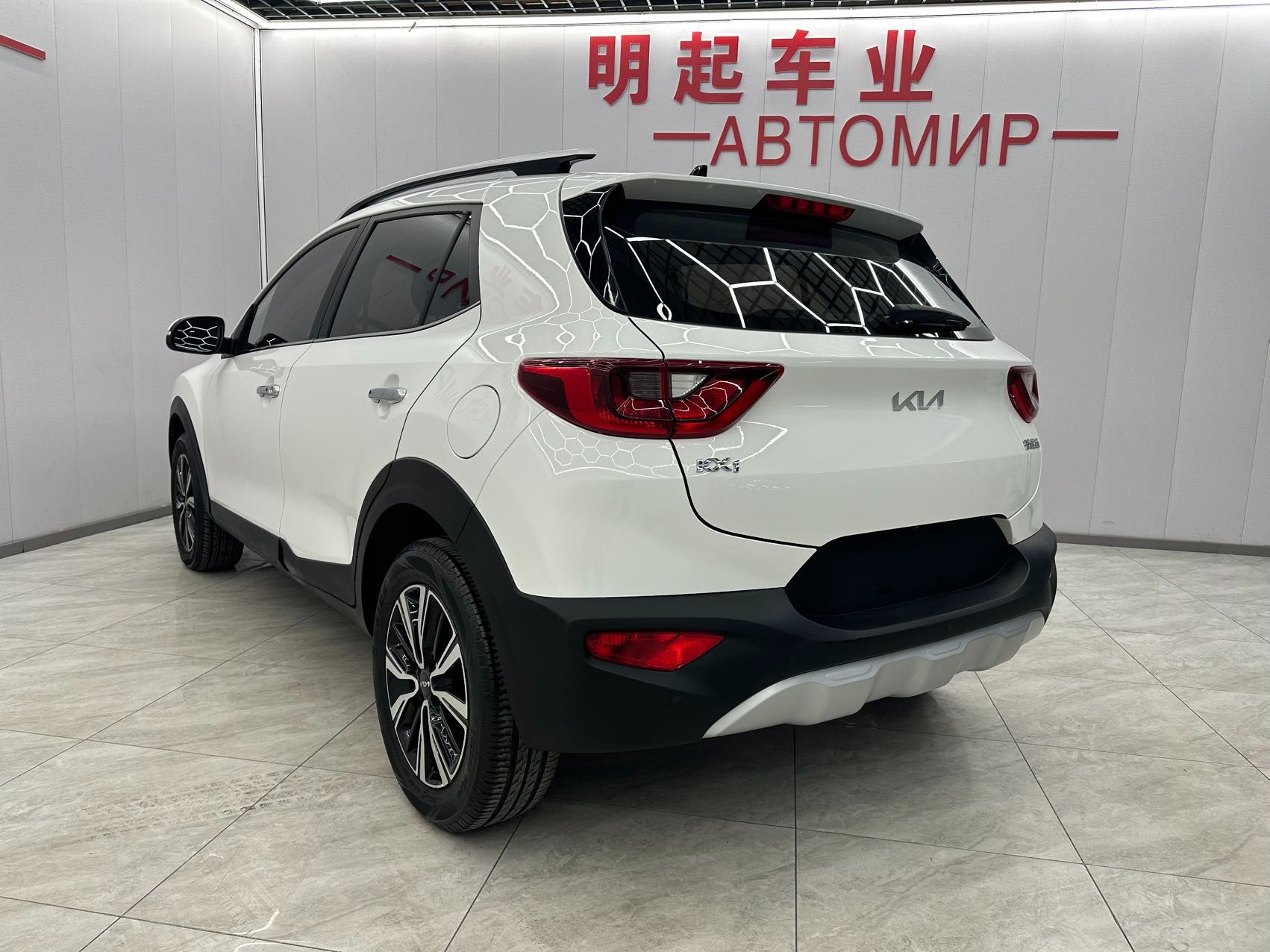 Kia Stonic 2021 — миниатюра 5