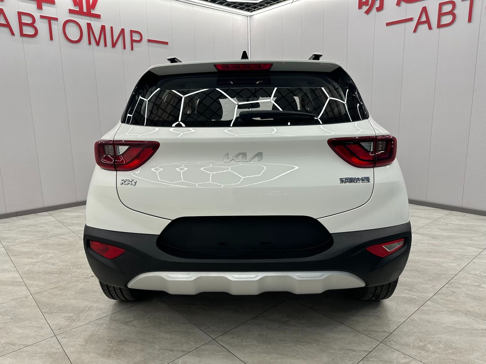 Kia Stonic 2021 — миниатюра 7