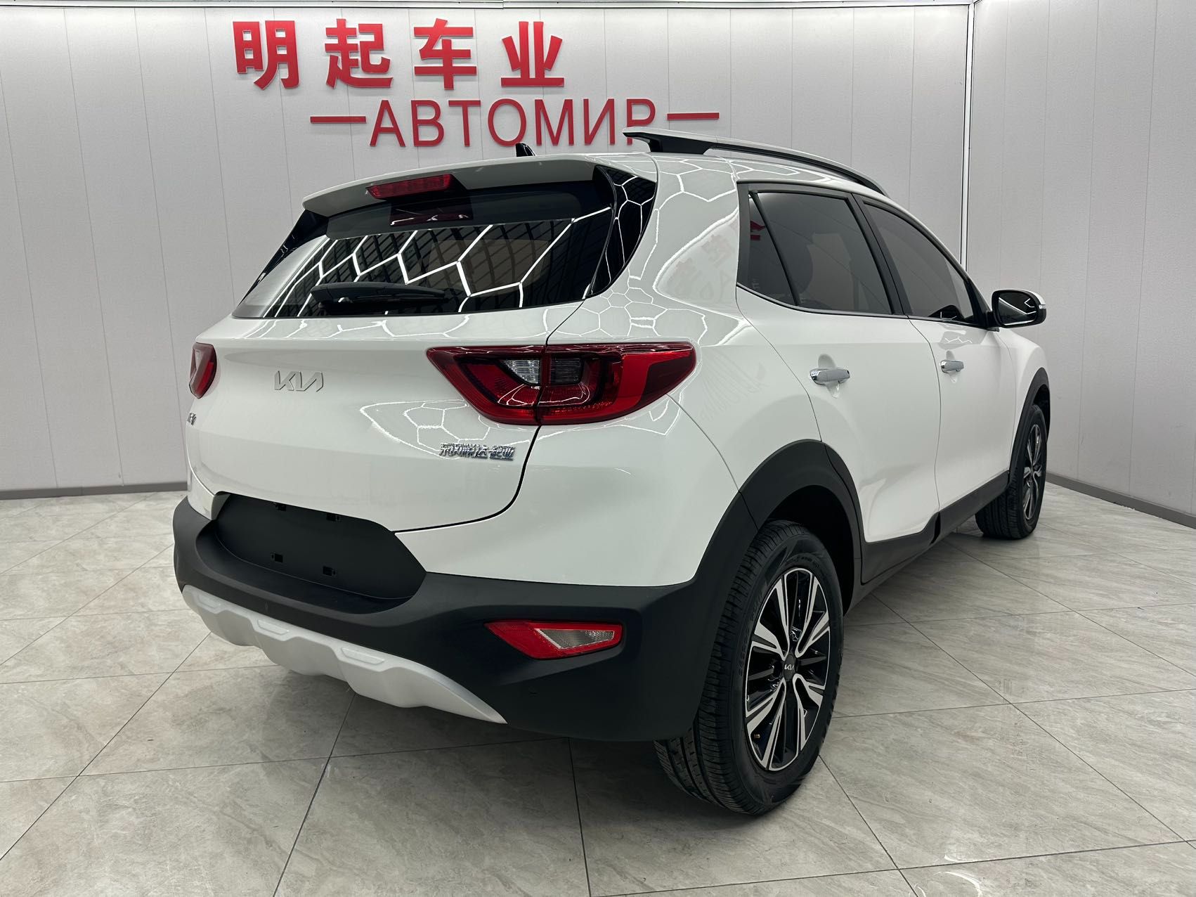 Kia Stonic 2021 — миниатюра 8