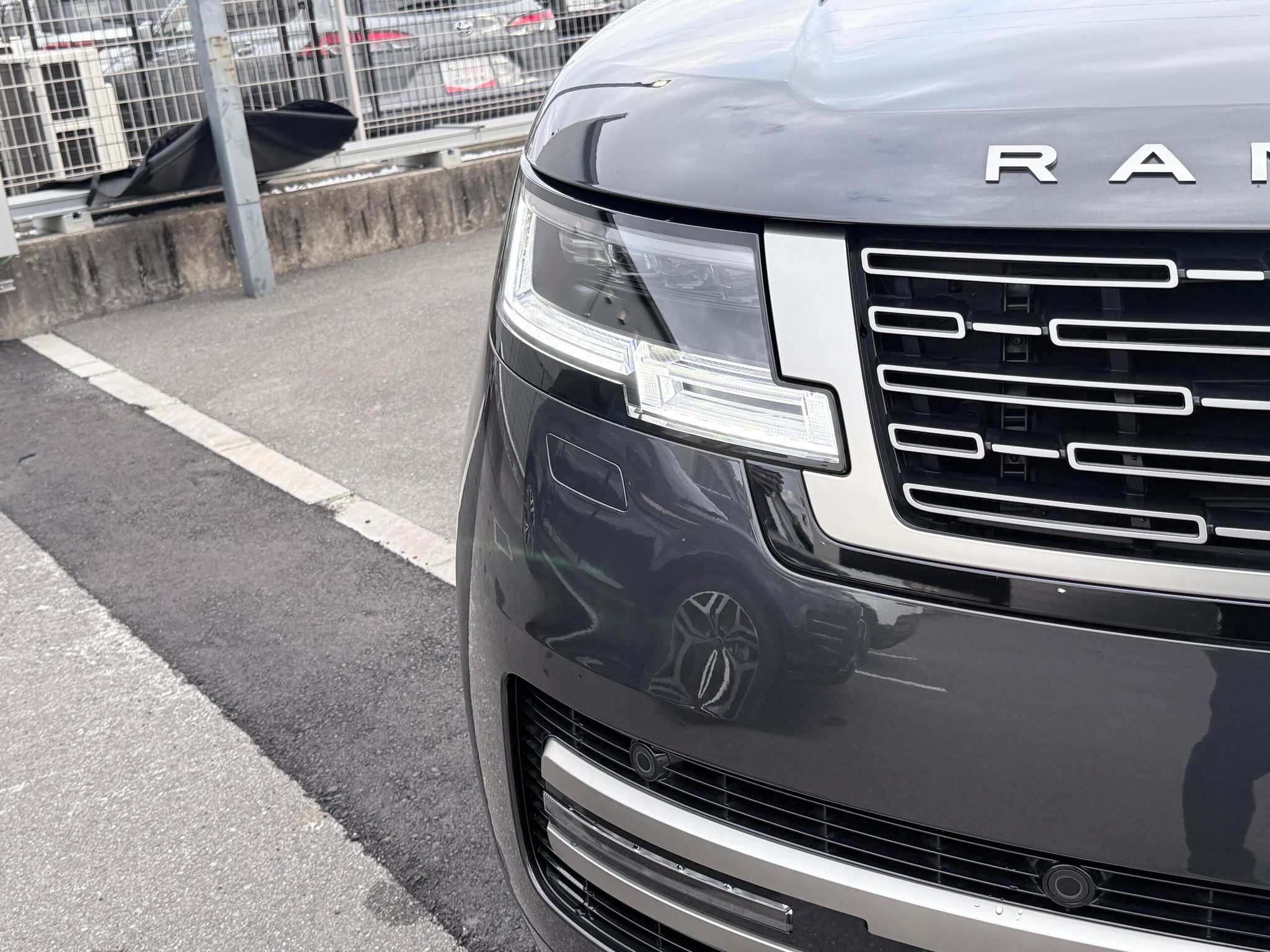 Land Rover Range Rover 2025 — миниатюра 9