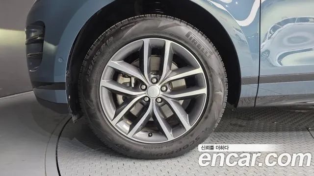 Land Rover Range Rover Evoque 2024 — миниатюра 5