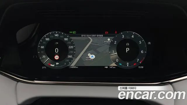 Land Rover Range Rover Evoque 2024 — миниатюра 8