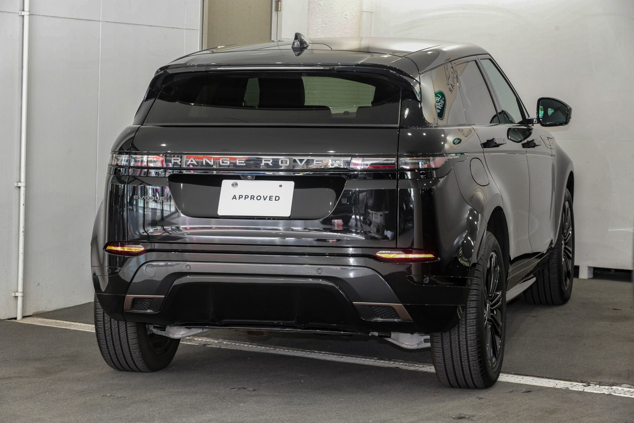 Land Rover Range Rover Evoque 2025 — миниатюра 5