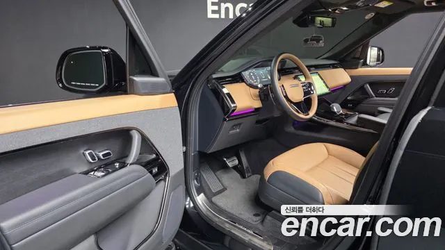 Land Rover Range Rover Sport 2025 — миниатюра 10