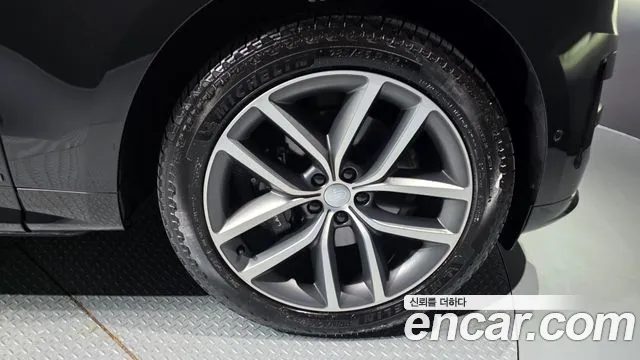 Land Rover Range Rover Sport 2025 — миниатюра 5