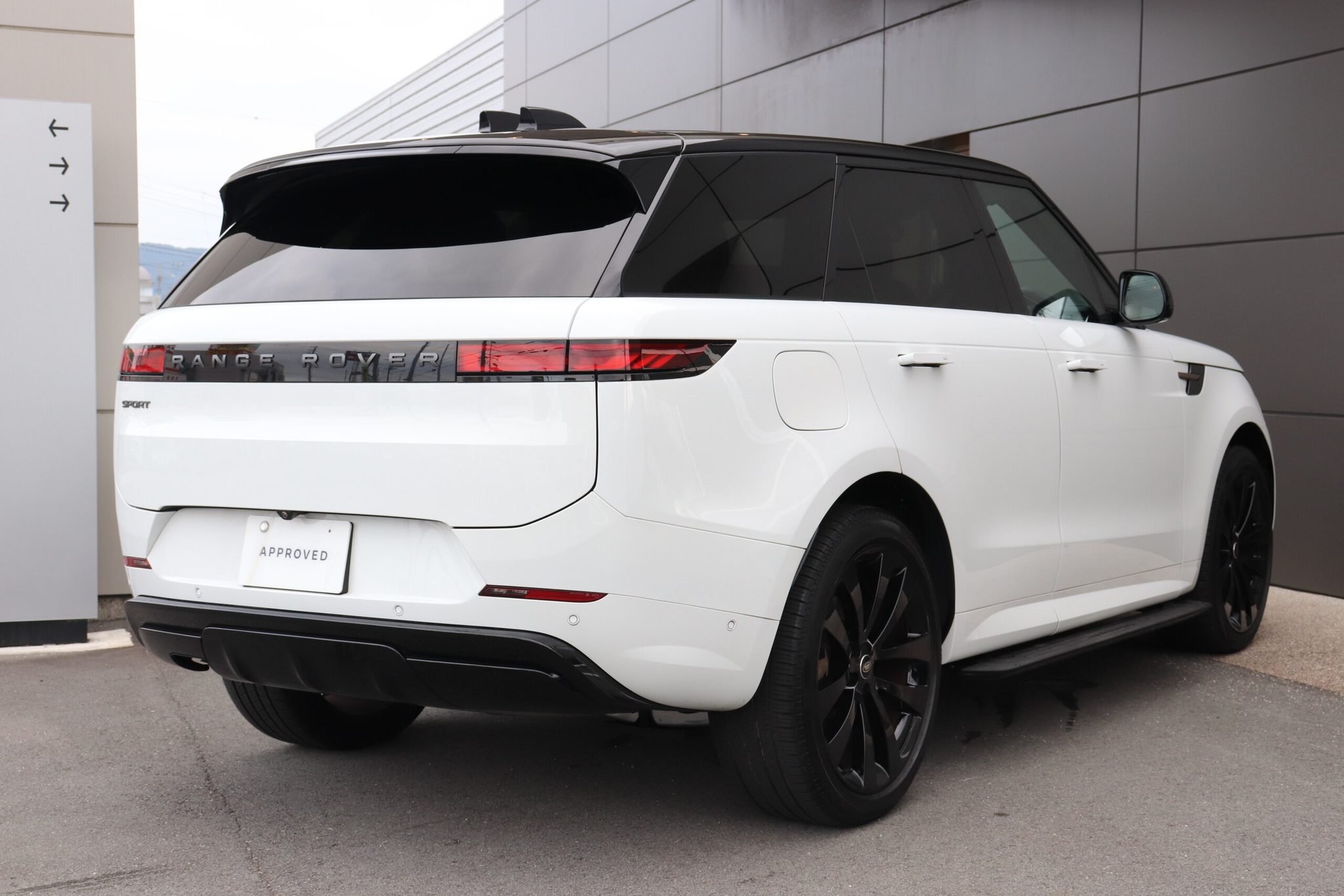 Land Rover Range Rover Sport 2025 — миниатюра 5