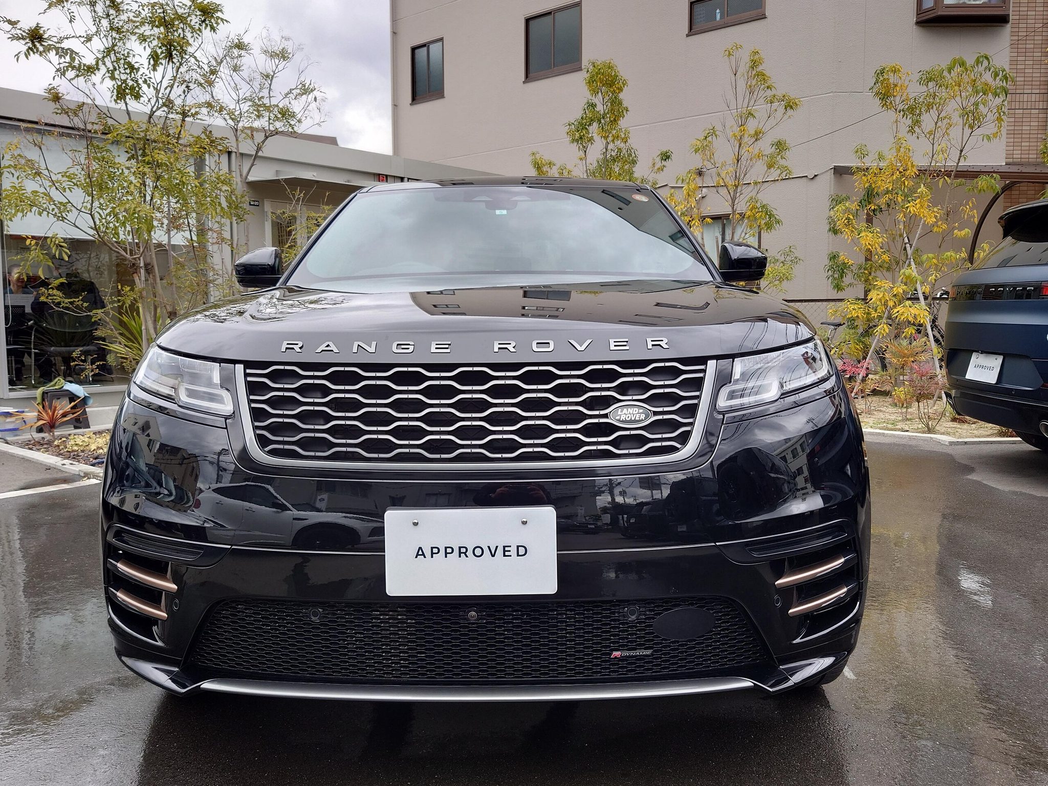 Land Rover Range Rover Velar 2023 — миниатюра 7