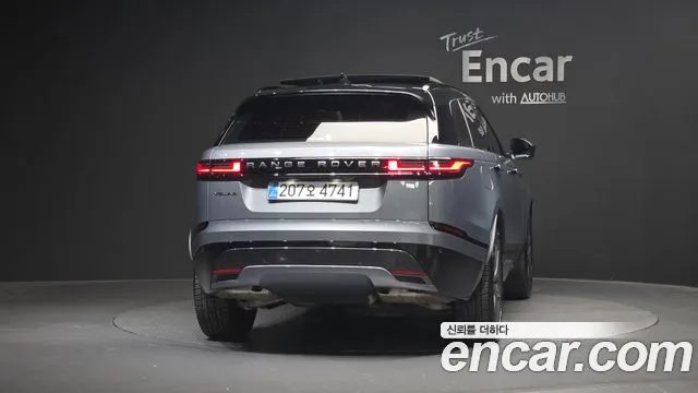 Land Rover Range Rover Velar 2026 — миниатюра 4
