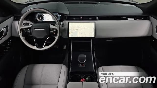 Land Rover Range Rover Velar 2026 — миниатюра 7
