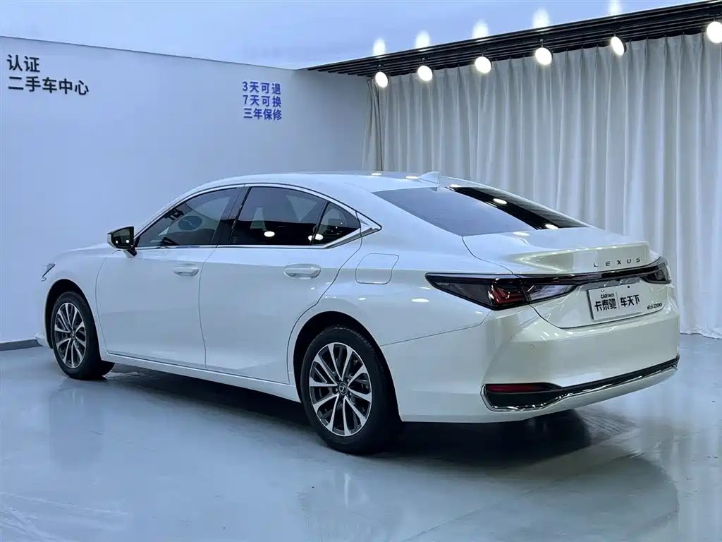 Lexus ES 2026 — миниатюра 4