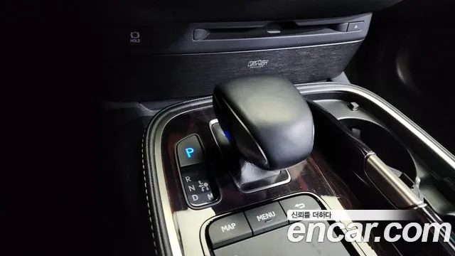 Lexus LS 2022 — миниатюра 9