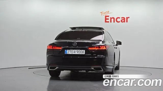 Lexus LS 2024 — миниатюра 4