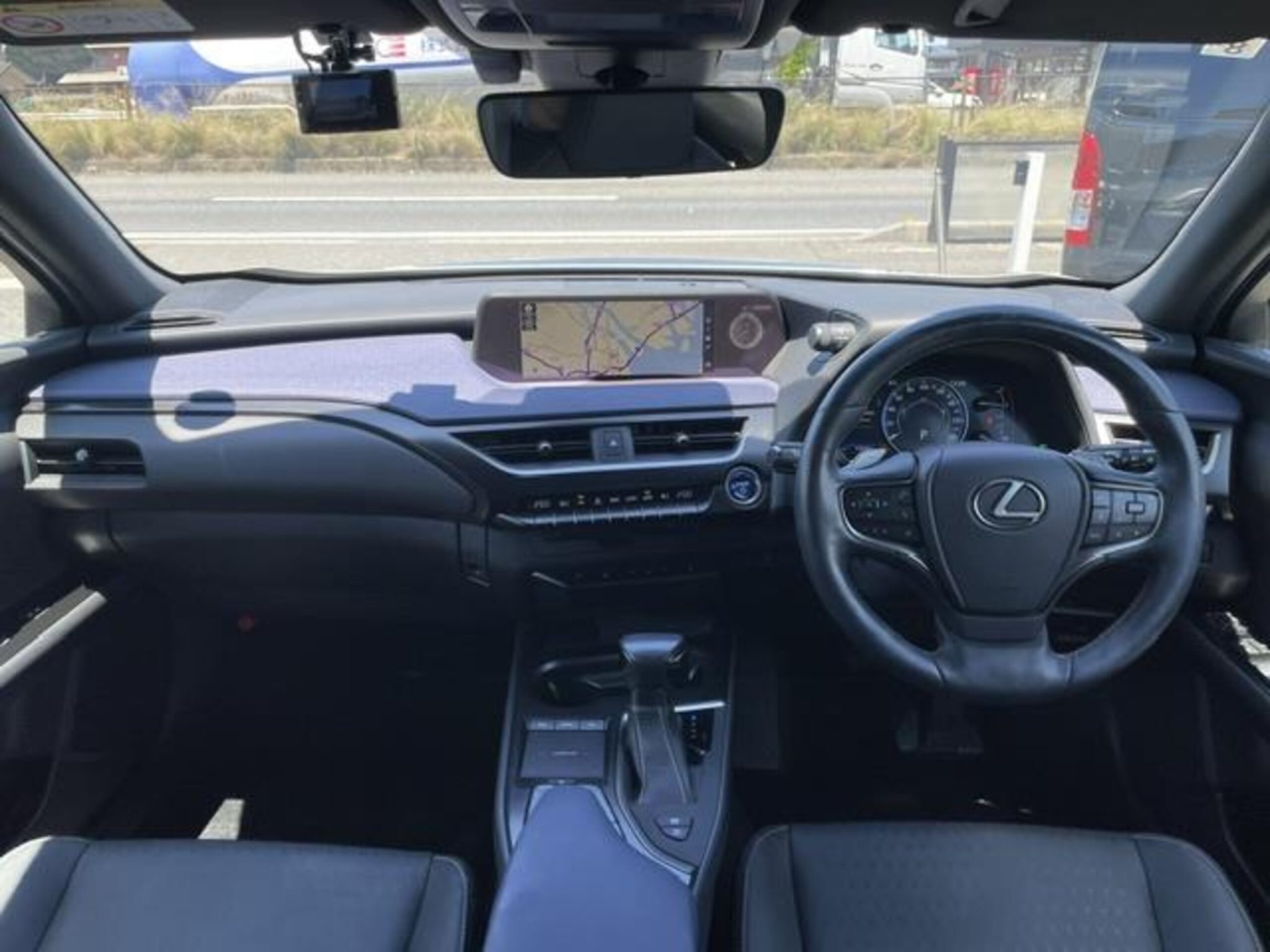 Lexus UX 2021 — миниатюра 4