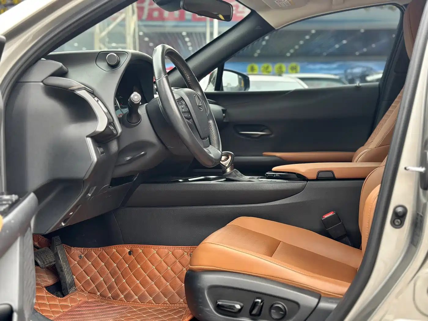 Lexus UX 2022 — миниатюра 5