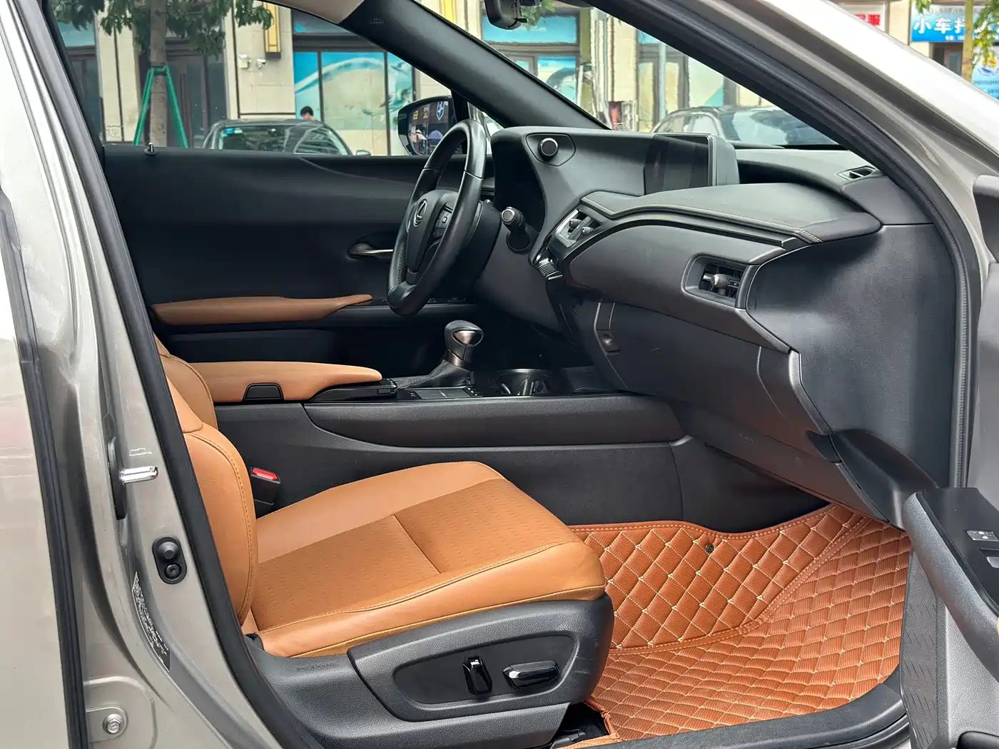 Lexus UX 2022 — миниатюра 7