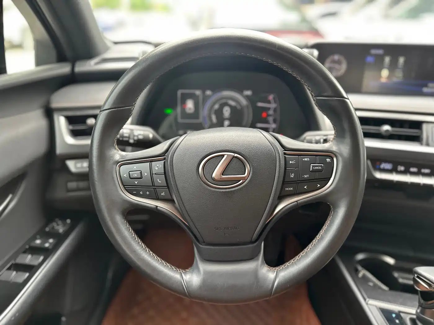 Lexus UX 2022 — миниатюра 9