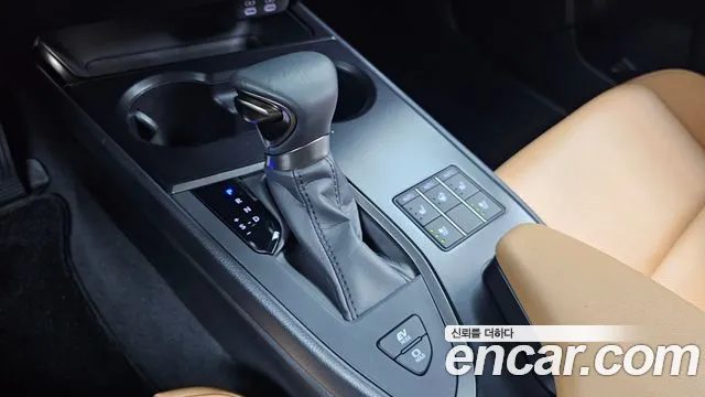 Lexus UX 2024 — миниатюра 9