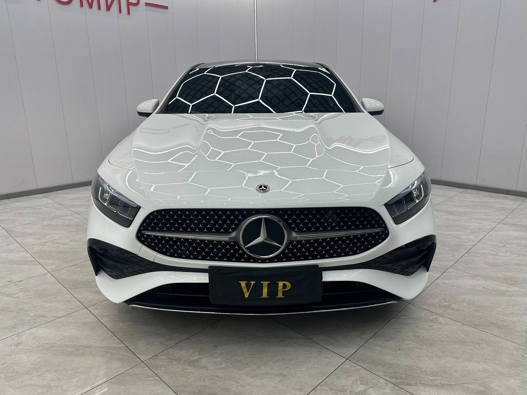 Mercedes-Benz A180L 2023 — миниатюра 5