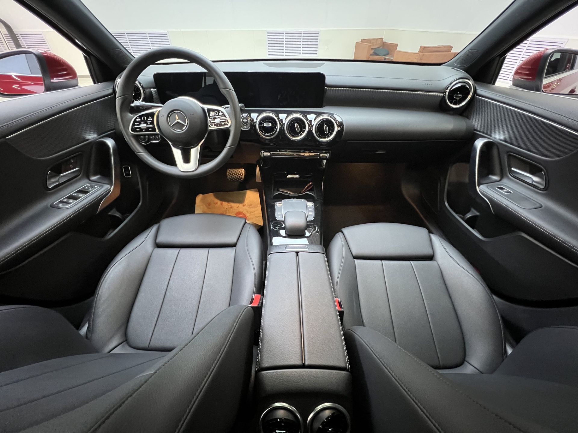 Mercedes-Benz A180L 2021 — миниатюра 4