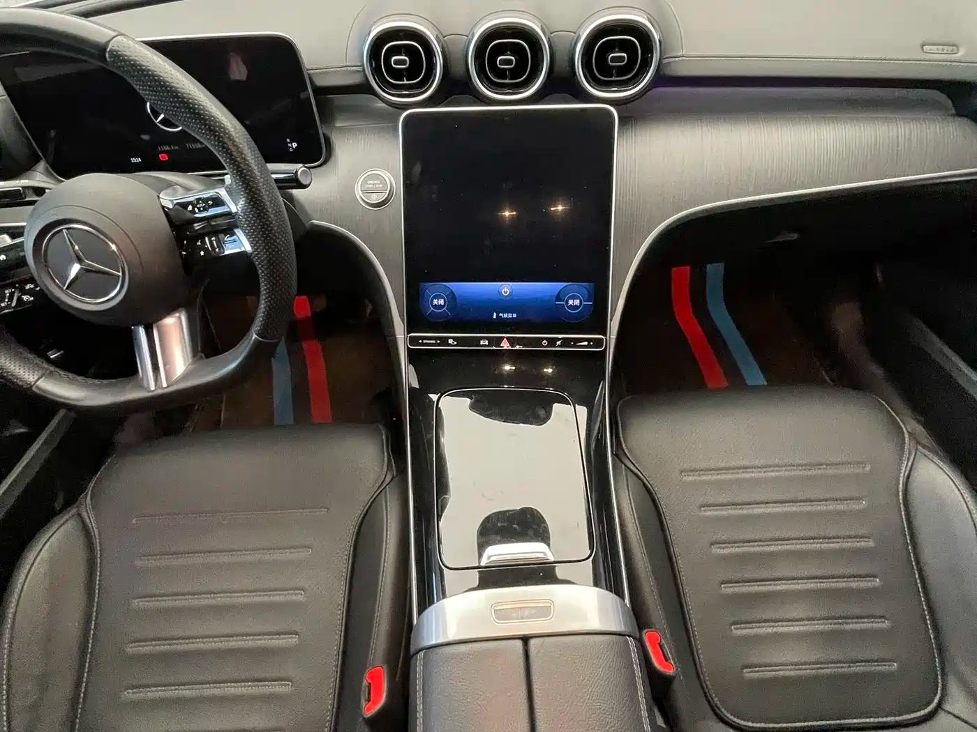 Mercedes-Benz C-Class 2023 — миниатюра 14