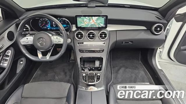 Mercedes-Benz C-Class 2023 — миниатюра 7