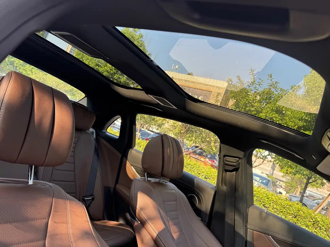 Mercedes-Benz E-Class 2021 — миниатюра 21