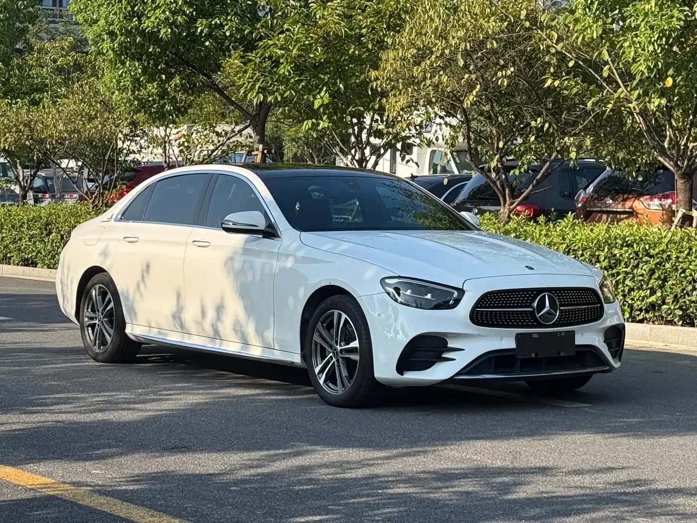 Mercedes-Benz E-Class 2021 — миниатюра 3