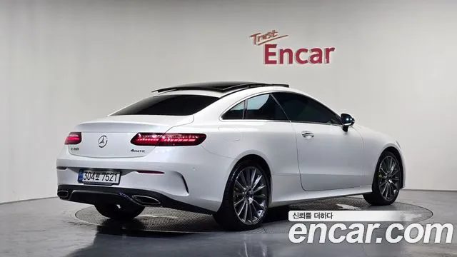 Mercedes-Benz E-Class 2021 — миниатюра 2