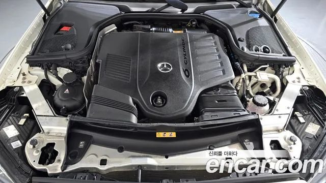 Mercedes-Benz E-Class 2021 — миниатюра 6