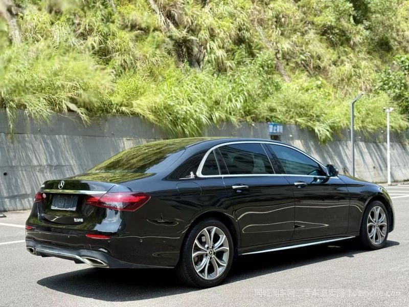 Mercedes-Benz EQB 2022 — миниатюра 7
