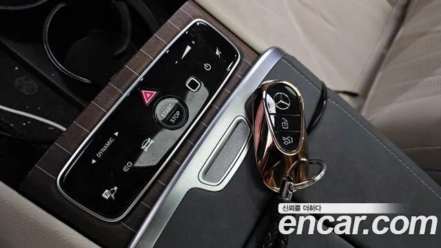 Mercedes-Benz EQS 2023 — миниатюра 6