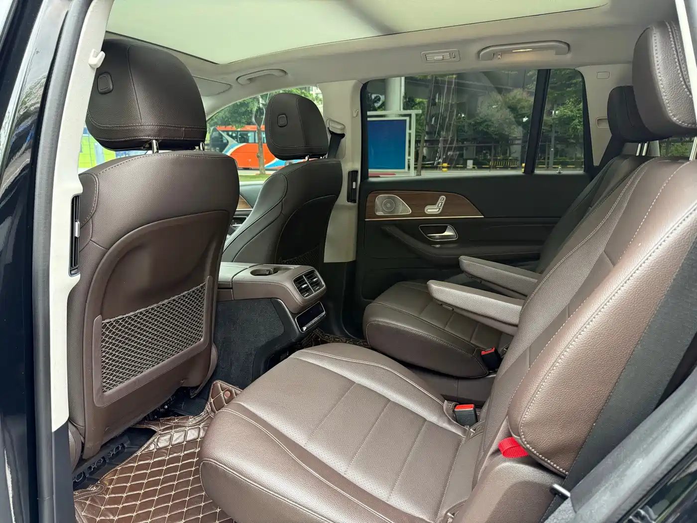 Mercedes-Benz GLS 2024 — миниатюра 11