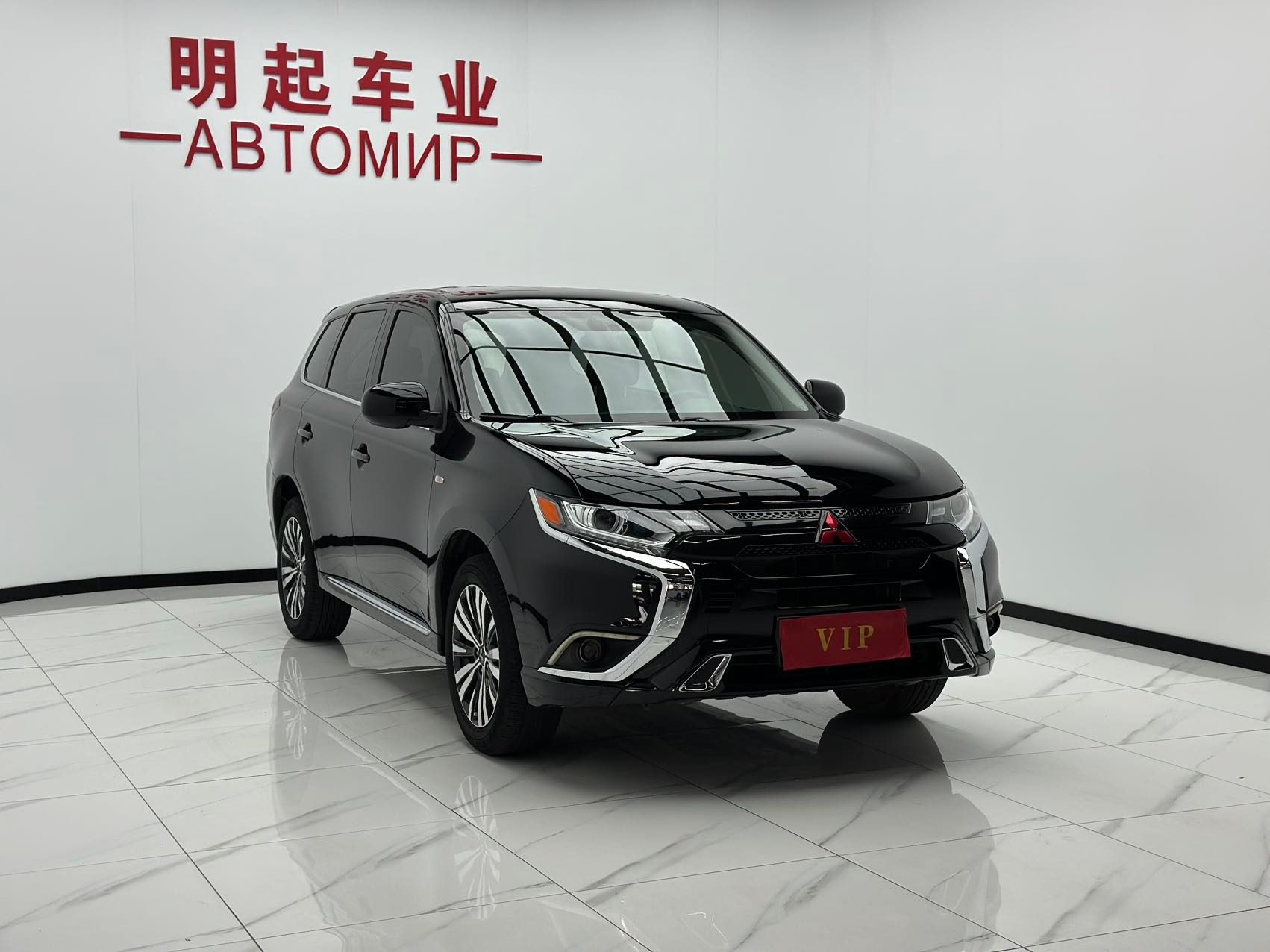 Mitsubishi Outlander 2022 — миниатюра 2