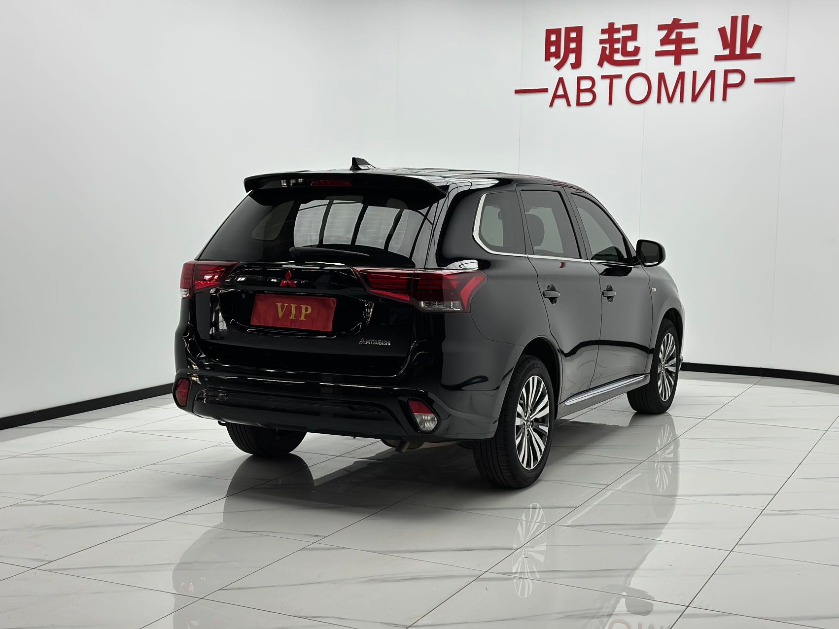 Mitsubishi Outlander 2022 — миниатюра 5