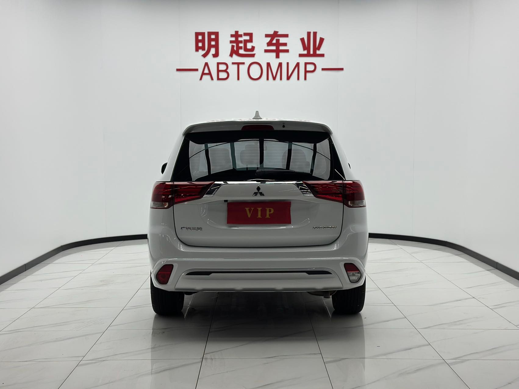Mitsubishi Outlander 2022 — миниатюра 4