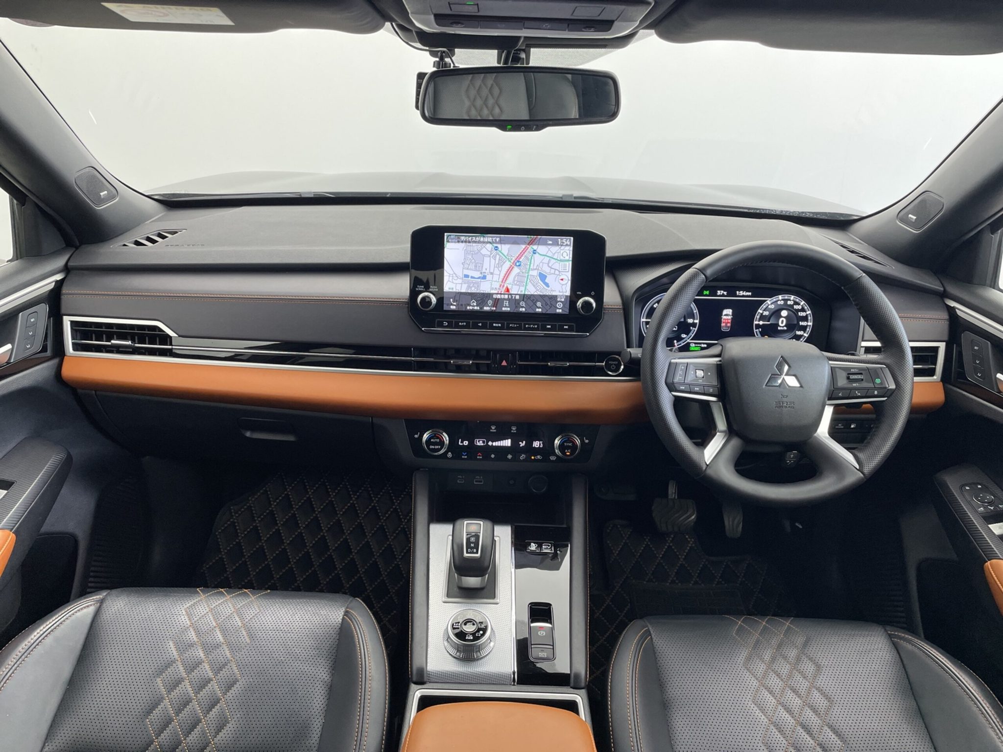 Mitsubishi Outlander 2023 — миниатюра 4