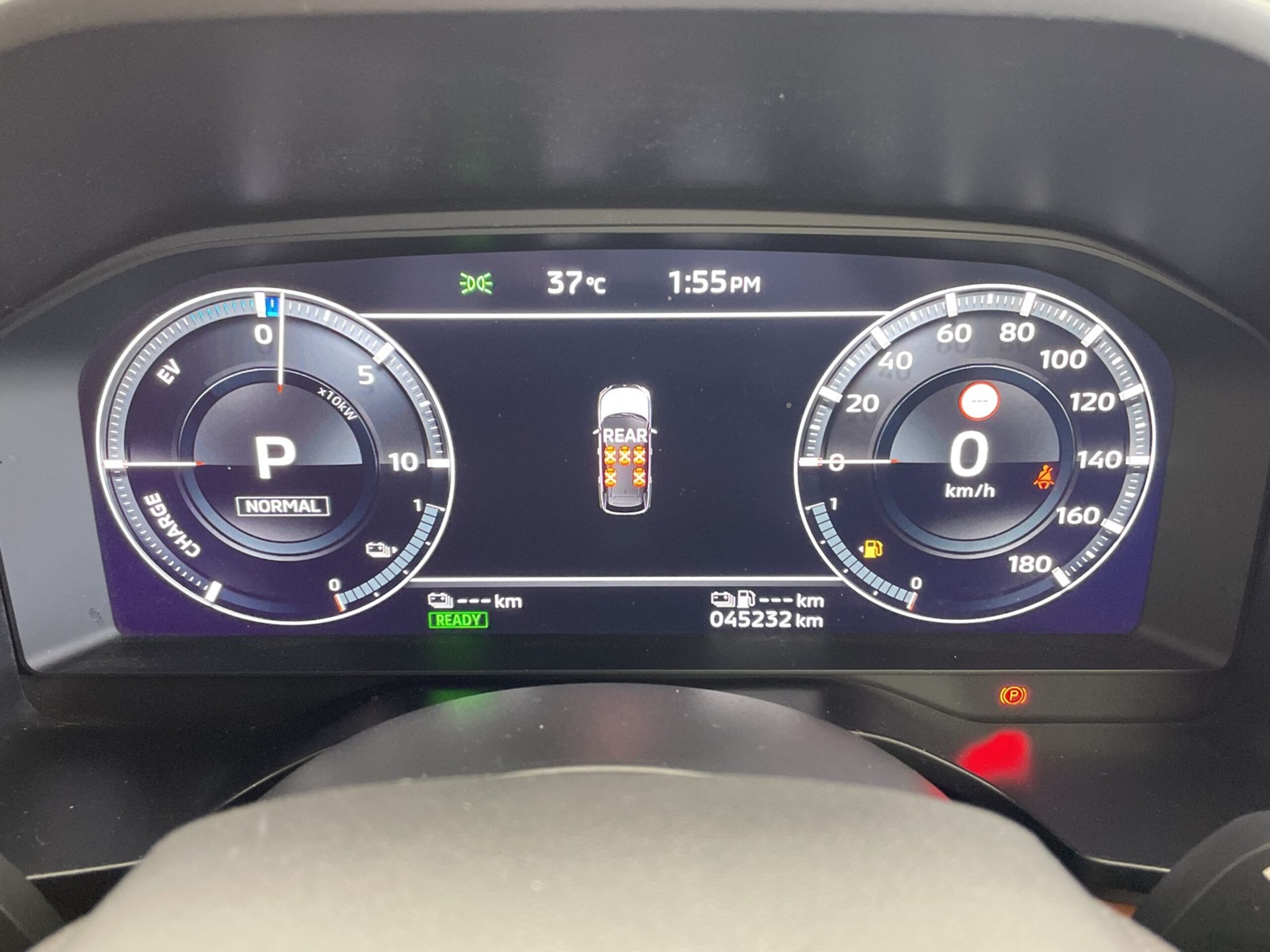 Mitsubishi Outlander 2023 — миниатюра 9