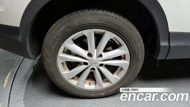 Nissan Qashqai 2016 — миниатюра 5