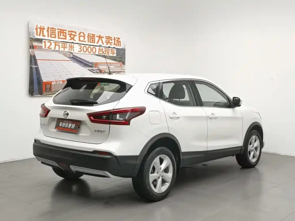Nissan Qashqai 2022 — миниатюра 2