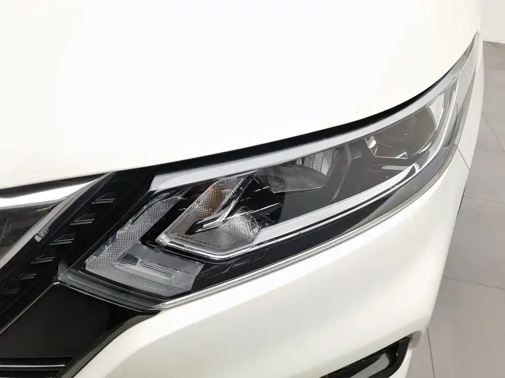 Nissan Qashqai 2022 — миниатюра 7