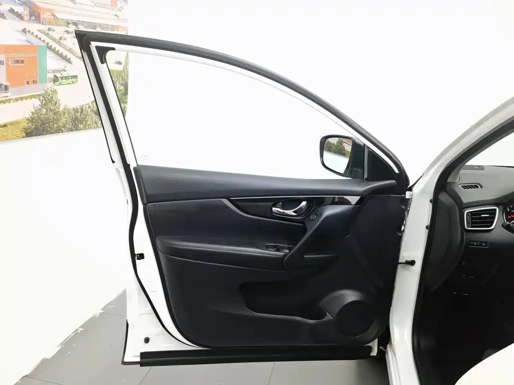 Nissan Qashqai 2022 — миниатюра 8