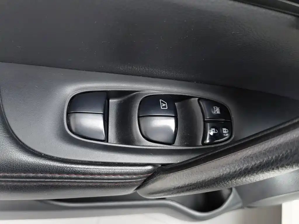 Nissan Qashqai 2022 — миниатюра 9