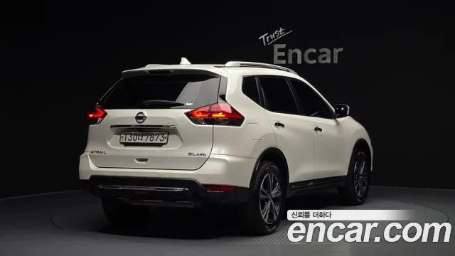 Nissan X-Trail 2018 — миниатюра 2